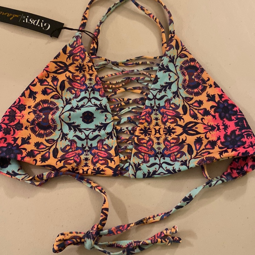 Gypsy 05 Swim Top - Picture 2 of 9